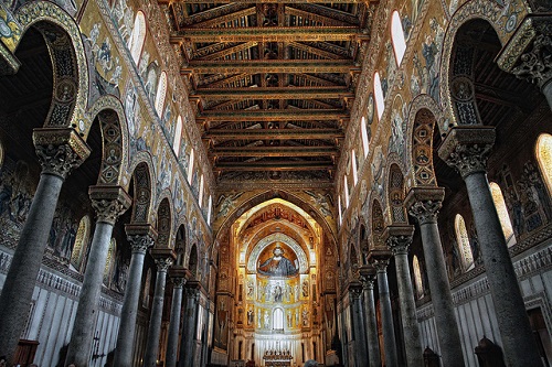 L'église bénédictine de Duomo di Monreale en Sicile